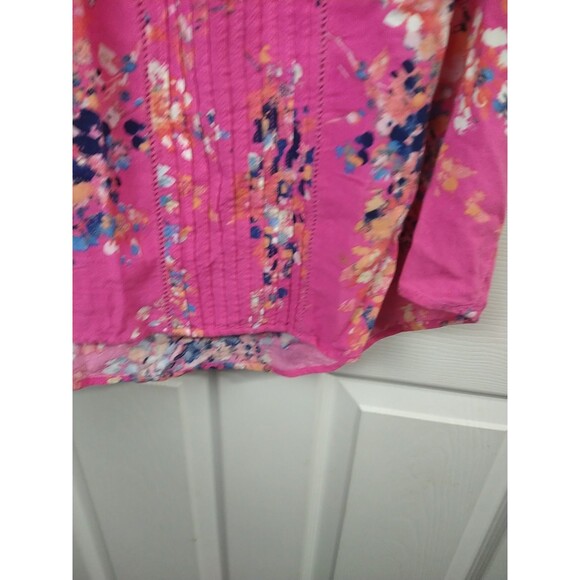 St. Johns Bay Woman PXL Blouse Pink Floral Pleated Round Neck Ladder Crochet... - Picture 6 of 8